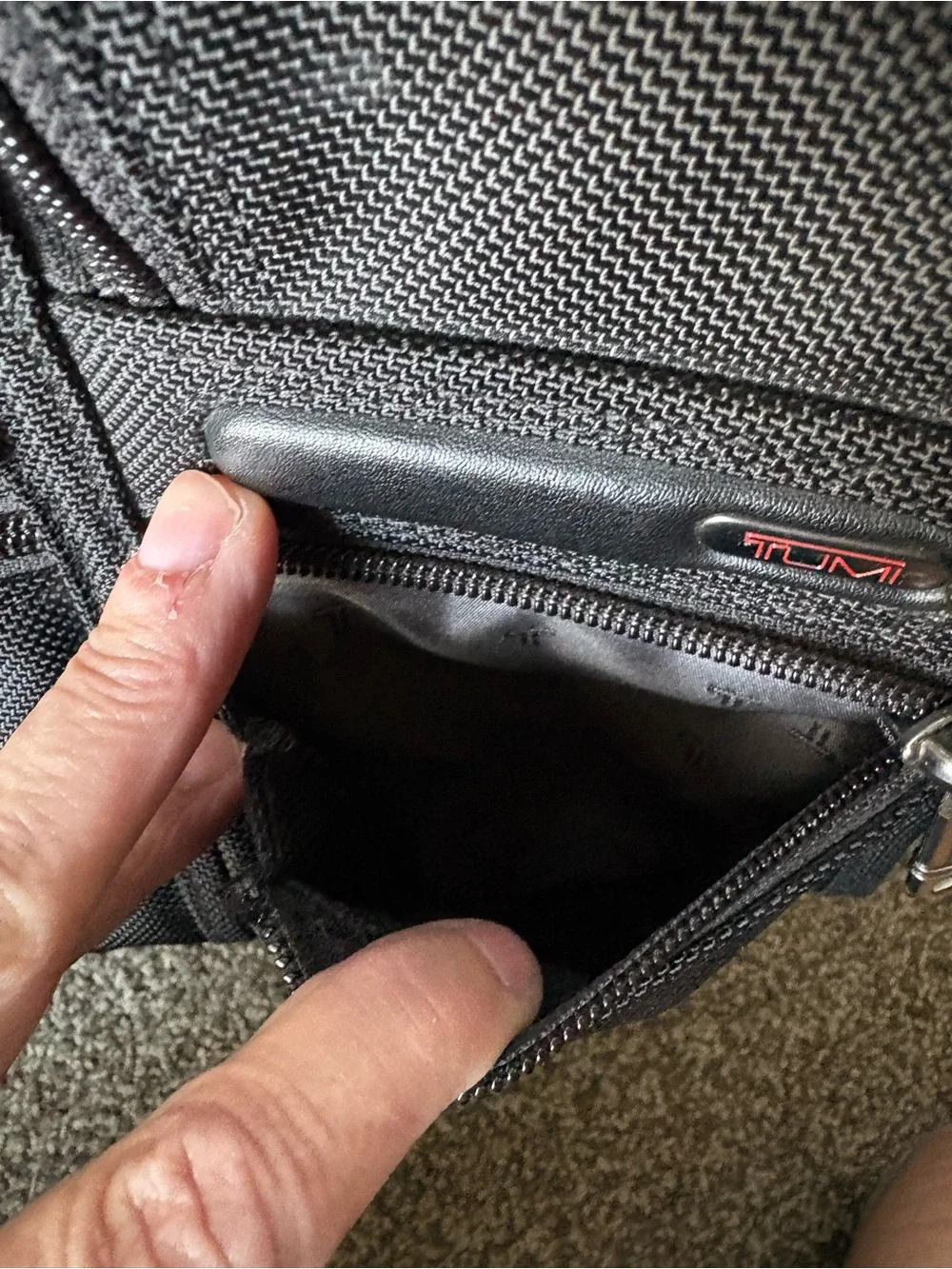 Tumi Alpha 3 Expand Briefcase Organizer Laptop Ballistic Bag Black Nylon 26141